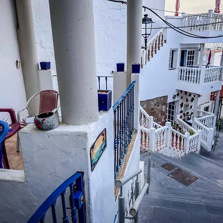 New Seaviews Puerto דירה